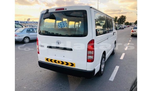 Buy Import Toyota Hiace White Car in Import - Dubai in Central Buy Import Toyota Hiace White Car in Import - Dubai in Central