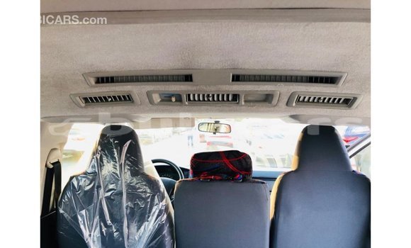 Buy Import Toyota Hiace White Car in Import - Dubai in Central Buy Import Toyota Hiace White Car in Import - Dubai in Central