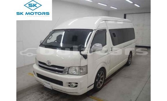 Buy Import Toyota Hiace White Car in Import - Dubai in Central