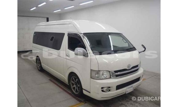 Acheter Import Voiture Toyota Hiace Blanc à Import - Dubai, Central Acheter Import Voiture Toyota Hiace Blanc à Import - Dubai, Central