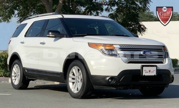 Buy Import Ford Explorer White Car in Import - Dubai in Central