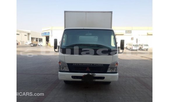 Buy Import Mitsubishi i White Car in Import - Dubai in Central Buy Import Mitsubishi i White Car in Import - Dubai in Central