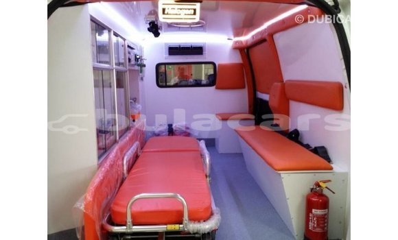 Buy Import Toyota Hiace White Car in Import - Dubai in Central Buy Import Toyota Hiace White Car in Import - Dubai in Central