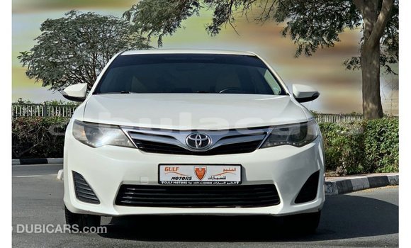 Buy Import Toyota Camry White Car in Import - Dubai in Central Buy Import Toyota Camry White Car in Import - Dubai in Central