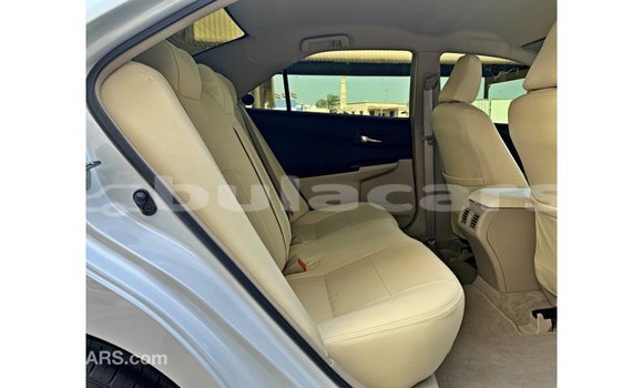Buy Import Toyota Camry White Car in Import - Dubai in Central Buy Import Toyota Camry White Car in Import - Dubai in Central