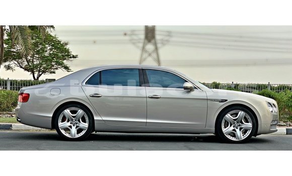 Buy Import Bentley Flying Spur Other Car in Import - Dubai in Central Buy Import Bentley Flying Spur Other Car in Import - Dubai in Central