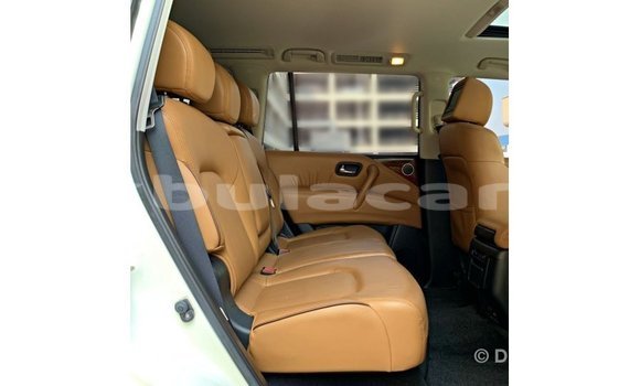 Buy Import Nissan Patrol White Car in Import - Dubai in Central Buy Import Nissan Patrol White Car in Import - Dubai in Central