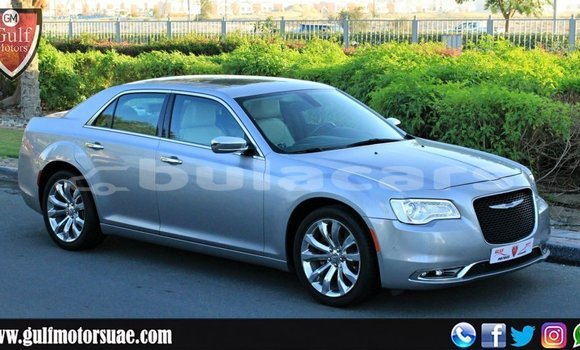 Buy Import Chrysler 300 Grey Car in Import - Dubai in Central