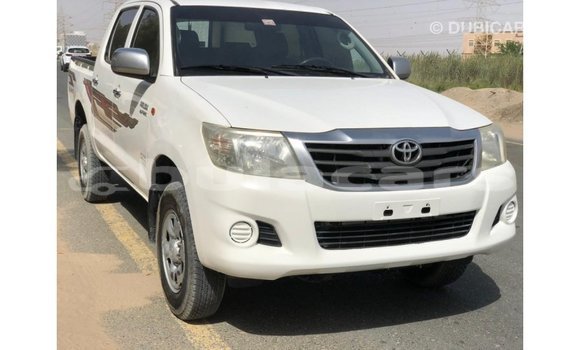 Buy Import Toyota Hilux White Car in Import - Dubai in Central Buy Import Toyota Hilux White Car in Import - Dubai in Central