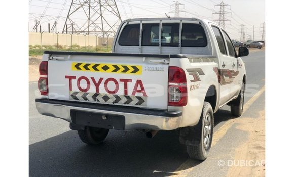 Buy Import Toyota Hilux White Car in Import - Dubai in Central Buy Import Toyota Hilux White Car in Import - Dubai in Central