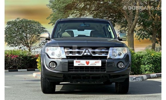 Buy Import Mitsubishi Pajero Grey Car in Import - Dubai in Central Buy Import Mitsubishi Pajero Grey Car in Import - Dubai in Central