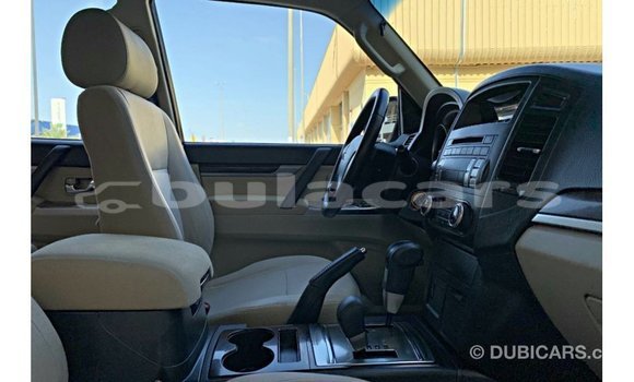 Buy Import Mitsubishi Pajero Grey Car in Import - Dubai in Central Buy Import Mitsubishi Pajero Grey Car in Import - Dubai in Central