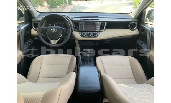 Buy Import Toyota 4Runner White Car in Import - Dubai in Central Buy Import Toyota 4Runner White Car in Import - Dubai in Central