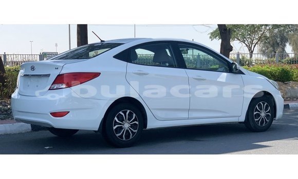 Buy Import Hyundai Accent White Car in Import - Dubai in Central Buy Import Hyundai Accent White Car in Import - Dubai in Central