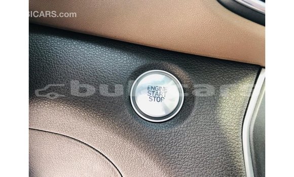 Buy Import Hyundai Santa Fe Green Car in Import - Dubai in Central Buy Import Hyundai Santa Fe Green Car in Import - Dubai in Central