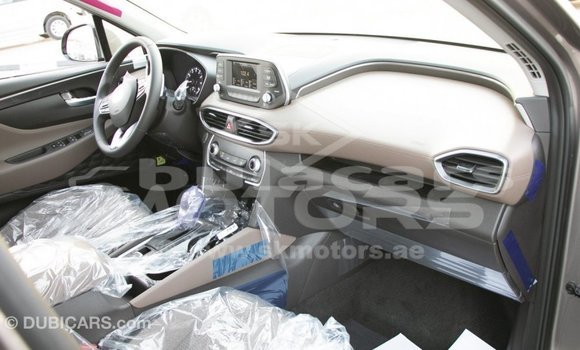 Buy Import Hyundai Santa Fe Brown Car in Import - Dubai in Central Buy Import Hyundai Santa Fe Brown Car in Import - Dubai in Central