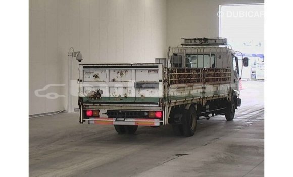 Acheter Import Voiture Isuzu Rodeo Blanc à Import - Dubai, Central Acheter Import Voiture Isuzu Rodeo Blanc à Import - Dubai, Central