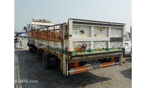 Acheter Import Voiture Isuzu Rodeo Blanc à Import - Dubai, Central Acheter Import Voiture Isuzu Rodeo Blanc à Import - Dubai, Central