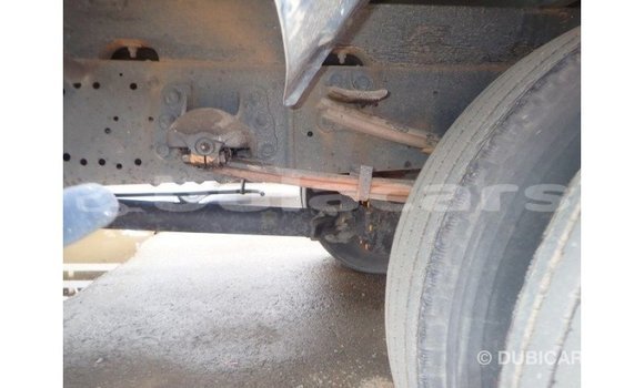 Acheter Import Voiture Isuzu Rodeo Blanc à Import - Dubai, Central Acheter Import Voiture Isuzu Rodeo Blanc à Import - Dubai, Central