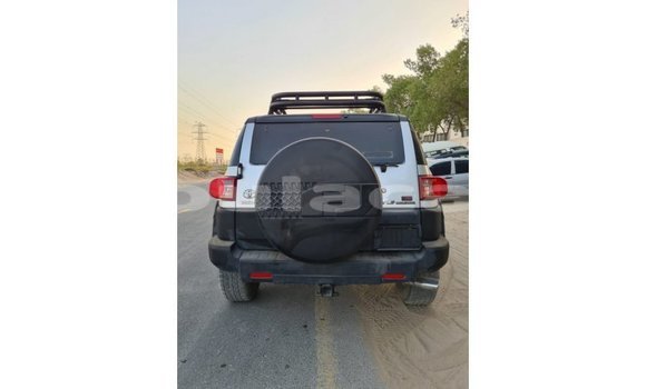 Buy Import Toyota FJ Cruiser Grey Car in Import - Dubai in Central Buy Import Toyota FJ Cruiser Grey Car in Import - Dubai in Central