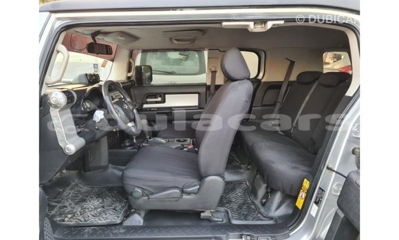Buy Import Toyota FJ Cruiser Grey Car in Import - Dubai in Central Buy Import Toyota FJ Cruiser Grey Car in Import - Dubai in Central