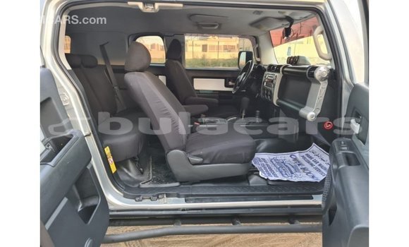 Buy Import Toyota FJ Cruiser Grey Car in Import - Dubai in Central Buy Import Toyota FJ Cruiser Grey Car in Import - Dubai in Central