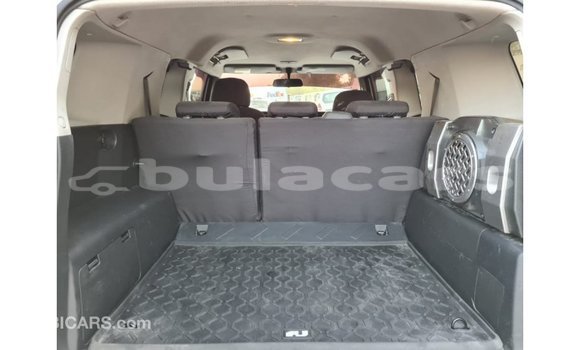 Buy Import Toyota FJ Cruiser Grey Car in Import - Dubai in Central Buy Import Toyota FJ Cruiser Grey Car in Import - Dubai in Central