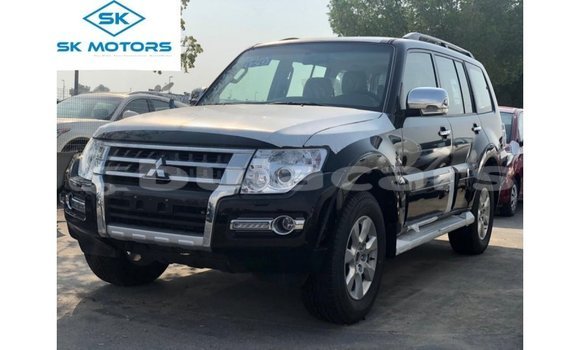 Buy Import Mitsubishi Pajero Black Car in Import - Dubai in Central
