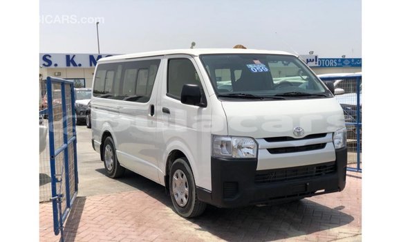Buy Import Toyota Hiace White Car in Import - Dubai in Central Buy Import Toyota Hiace White Car in Import - Dubai in Central