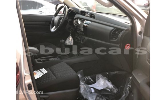 Buy Import Toyota Hilux Grey Car in Import - Dubai in Central Buy Import Toyota Hilux Grey Car in Import - Dubai in Central
