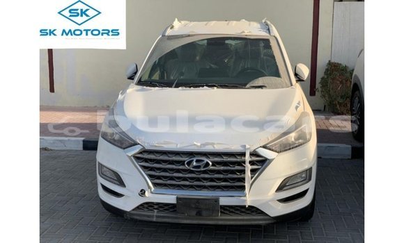 Buy Import Hyundai Tucson White Car in Import - Dubai in Central Buy Import Hyundai Tucson White Car in Import - Dubai in Central