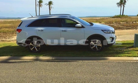 Acheter Occasion Voiture Kia Sorento Blanc à Nadi, Western Acheter Occasion Voiture Kia Sorento Blanc à Nadi, Western