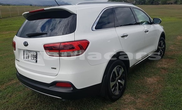 Acheter Occasion Voiture Kia Sorento Blanc à Nadi, Western Acheter Occasion Voiture Kia Sorento Blanc à Nadi, Western