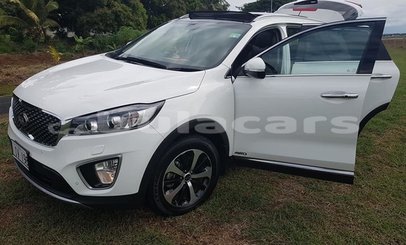 Acheter Occasion Voiture Kia Sorento Blanc à Nadi, Western Acheter Occasion Voiture Kia Sorento Blanc à Nadi, Western