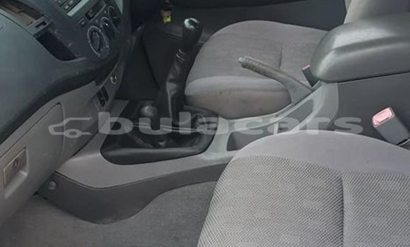 Buy Used Toyota Hilux White Car in Suva in Central Buy Used Toyota Hilux White Car in Suva in Central