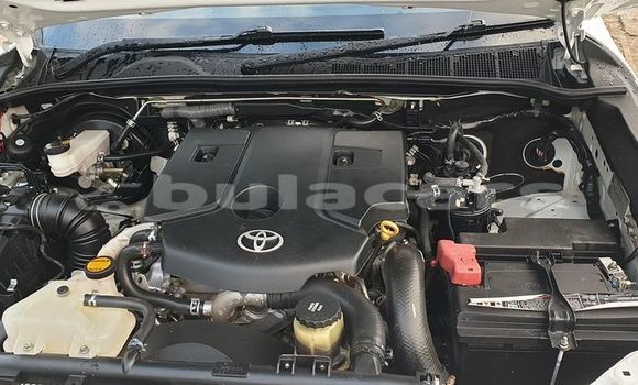 Buy Used Toyota Hilux White Car in Suva in Central Buy Used Toyota Hilux White Car in Suva in Central