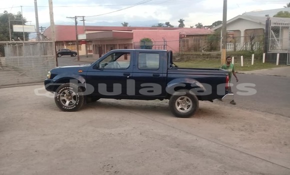 Acheter Occasion Voiture Nissan Navara Noir à Lautoka, Western Acheter Occasion Voiture Nissan Navara Noir à Lautoka, Western