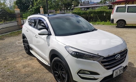 Buy Used Hyundai Tucson White Car in Nadi in Western Buy Used Hyundai Tucson White Car in Nadi in Western