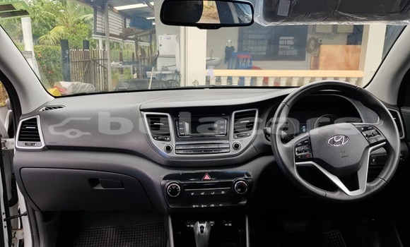 Buy Used Hyundai Tucson White Car in Suva in Central Buy Used Hyundai Tucson White Car in Suva in Central