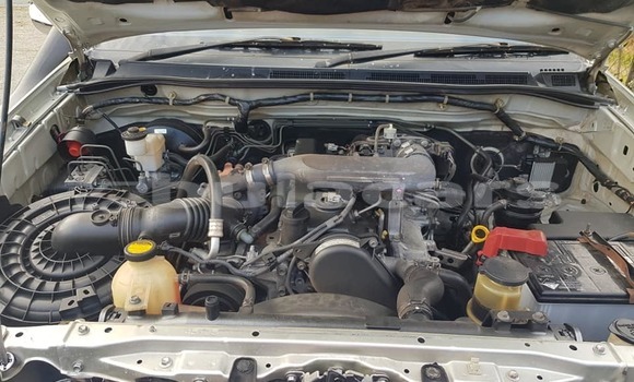 Buy Used Toyota Hilux Silver Car in Suva in Central Buy Used Toyota Hilux Silver Car in Suva in Central