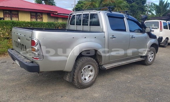 Buy Used Toyota Hilux Silver Car in Suva in Central Buy Used Toyota Hilux Silver Car in Suva in Central