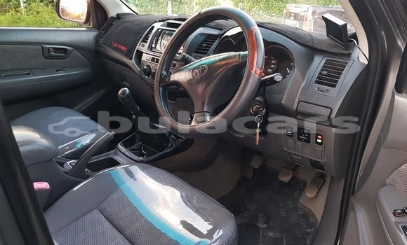Buy Used Toyota Hilux Grey Car in Suva in Central Buy Used Toyota Hilux Grey Car in Suva in Central