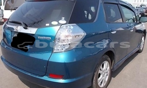 Acheter Occasion Voiture Honda Fit Shuttle Bleu à Suva, Central