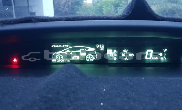 Acheter Occasion Voiture Toyota Prius Blanc à Suva, Central Acheter Occasion Voiture Toyota Prius Blanc à Suva, Central