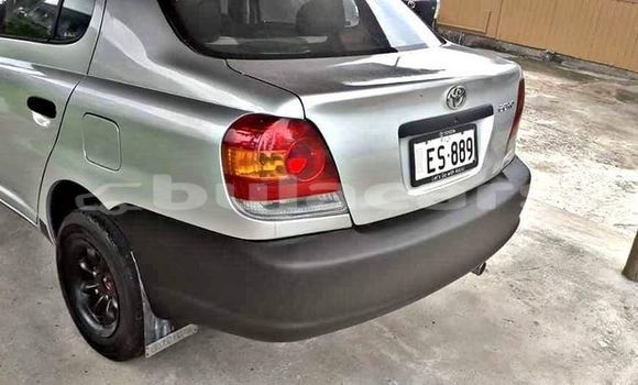 Acheter Occasion Voiture Toyota Echo Gris à Suva, Central Acheter Occasion Voiture Toyota Echo Gris à Suva, Central