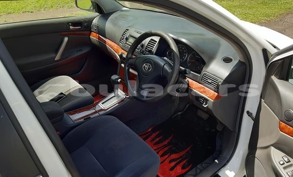 Acheter Occasion Voiture Toyota Allion Blanc à Suva, Central Acheter Occasion Voiture Toyota Allion Blanc à Suva, Central