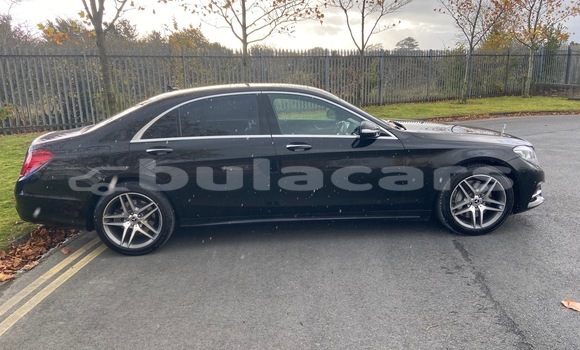 Acheter Occasion Voiture Mercedes-Benz S–Class Noir à Suva, Central Acheter Occasion Voiture Mercedes-Benz S–Class Noir à Suva, Central