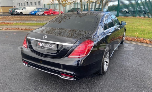 Acheter Occasion Voiture Mercedes-Benz S–Class Noir à Suva, Central Acheter Occasion Voiture Mercedes-Benz S–Class Noir à Suva, Central