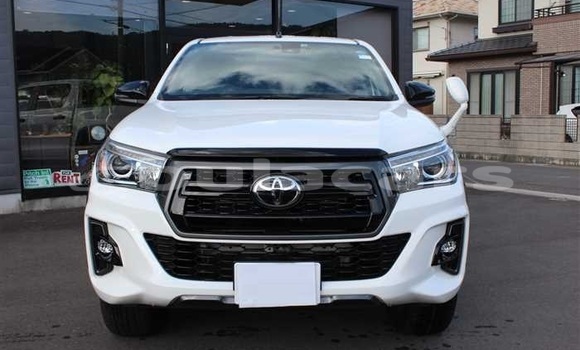 Acheter Occasion Voiture Toyota Hilux Blanc à Suva, Central