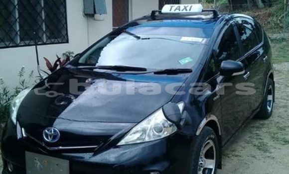 Acheter Occasion Voiture Toyota Prius Alpha Noir à Ba, Western Acheter Occasion Voiture Toyota Prius Alpha Noir à Ba, Western
